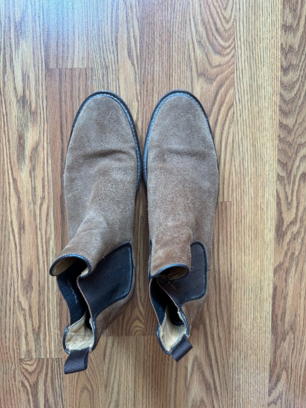 Suede boots